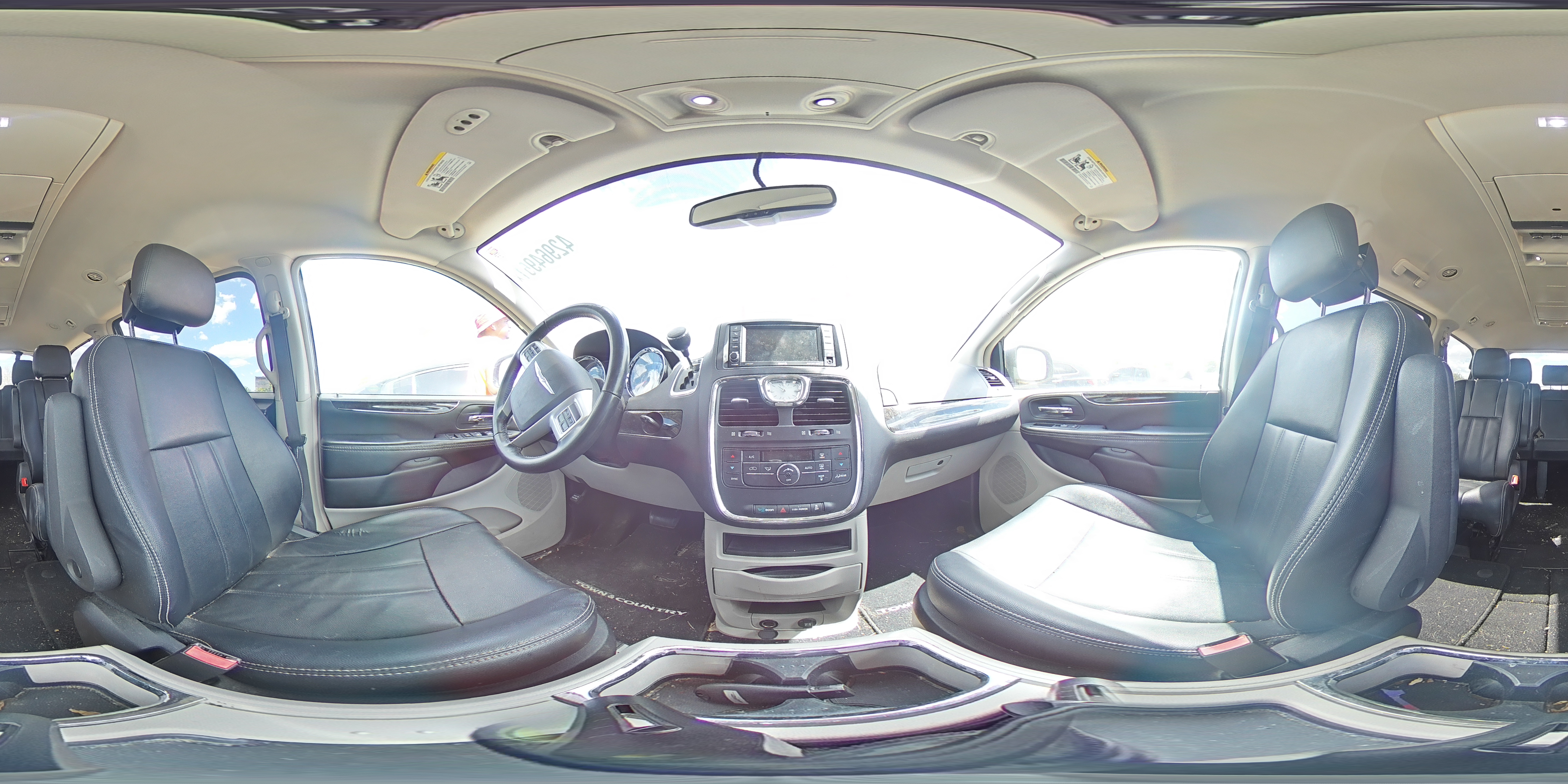2015 CHRYSLER TOWN & COU 2C4RC1BG6FR706371