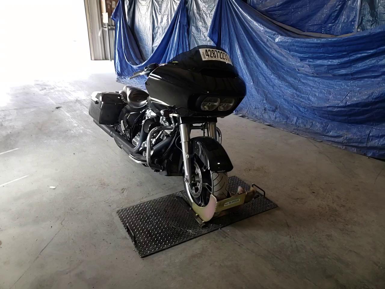 2017 HARLEY-DAVIDSON FLTRXS ROA 1HD1KTC11HB604143