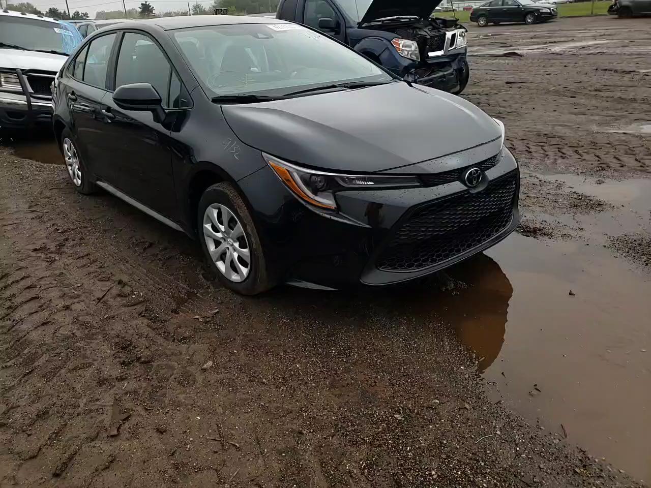2021 TOYOTA COROLLA LE 5YFEPMAE9MP160182