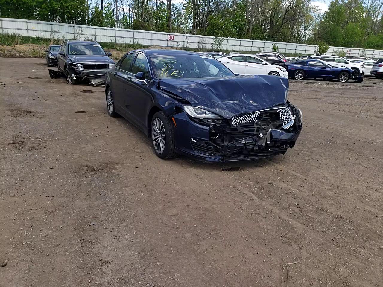 2017 LINCOLN MKZ SELECT 3LN6L5D95HR627310