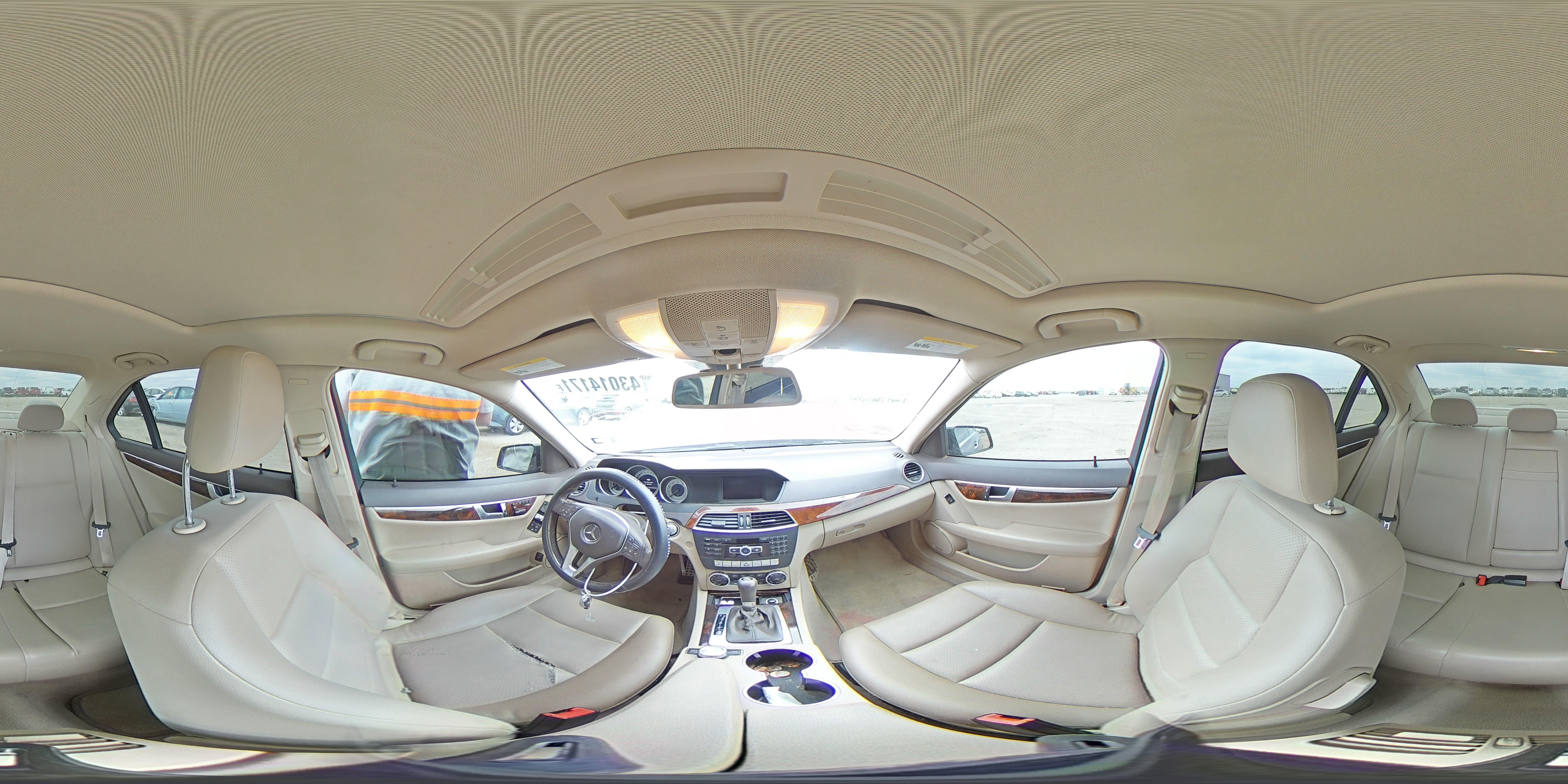 2013 MERCEDES-BENZ C 250 WDDGF4HB5DR270357