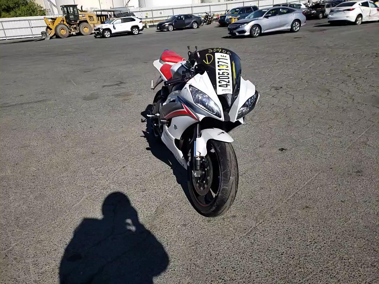 2009 YAMAHA YZFR6 C JYARJ16Y99A003683