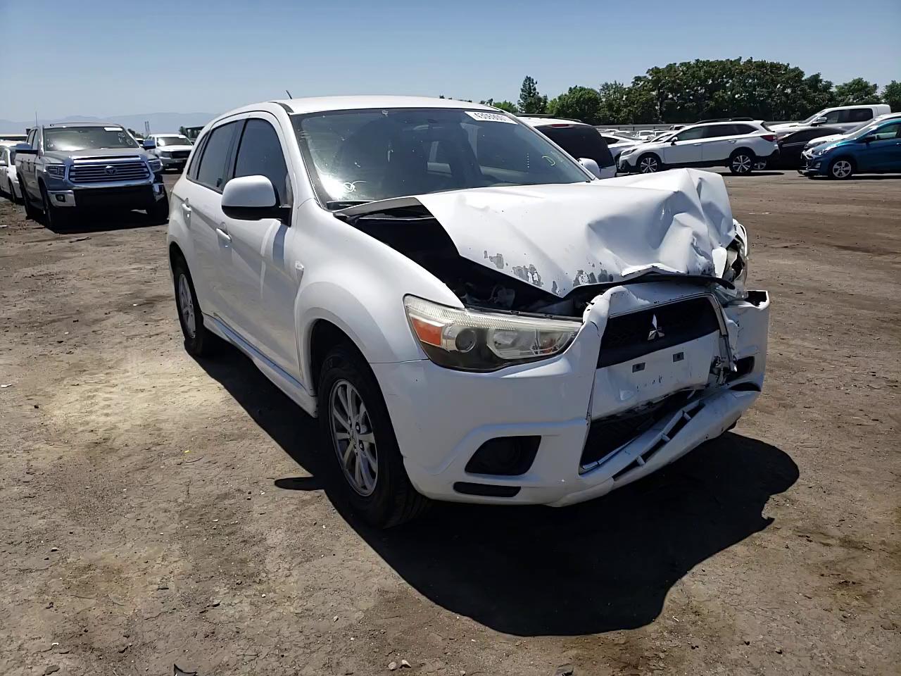 2011 MITSUBISHI OUTLANDER JA4AP3AU4BZ013653