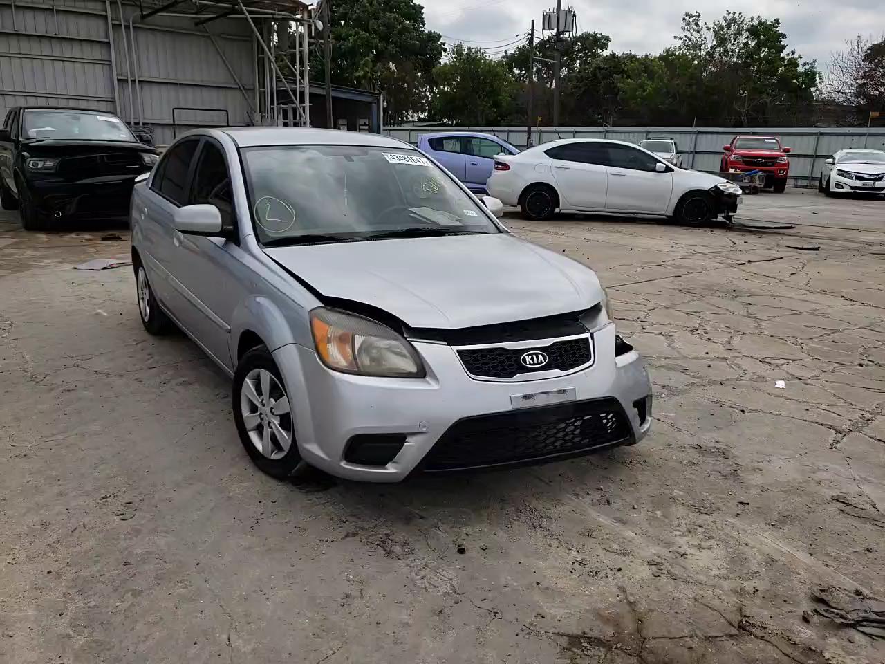 2011 KIA RIO BASE KNADH4A39B6864682