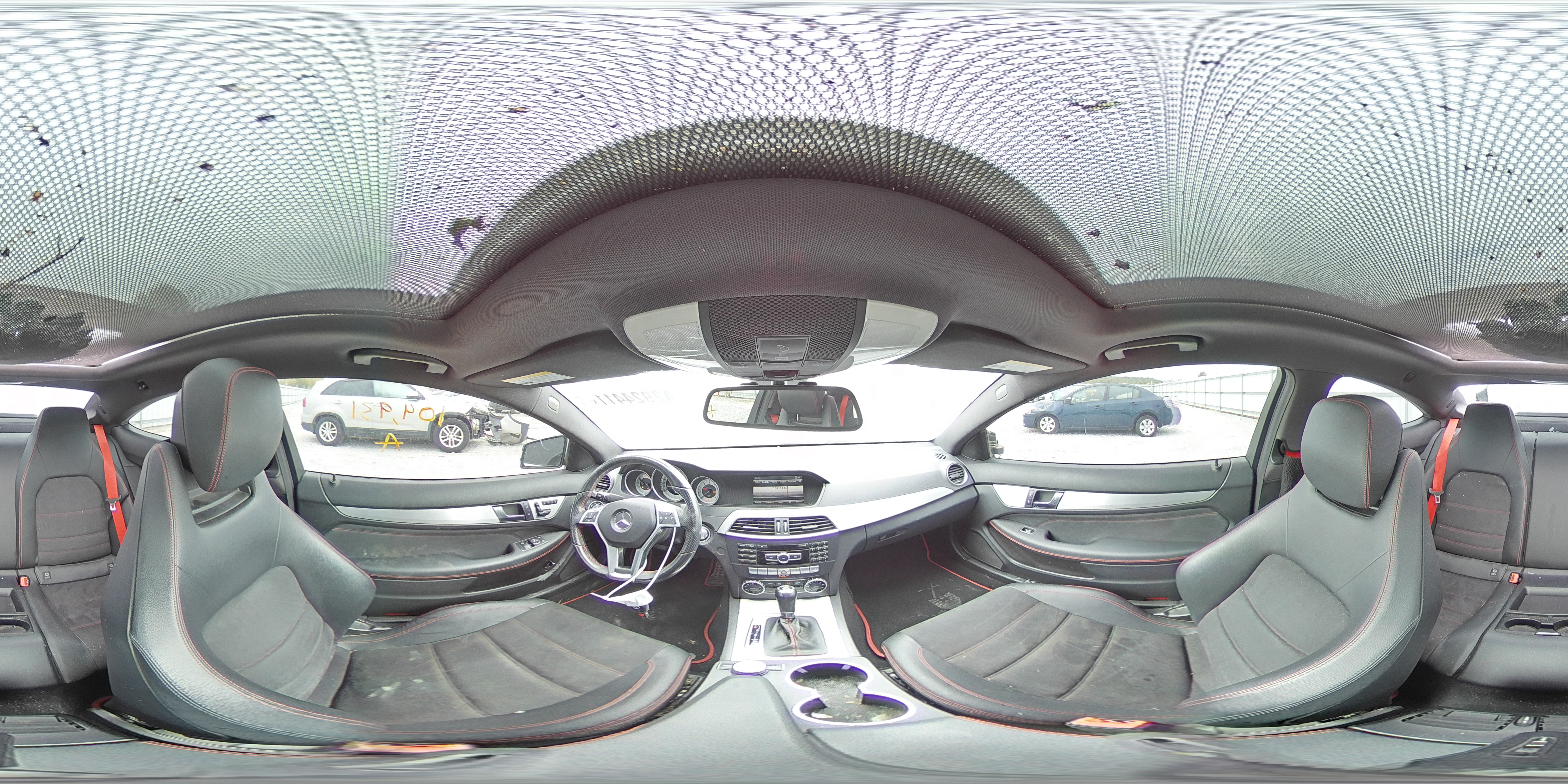 2013 MERCEDES-BENZ C 250 WDDGJ4HB0DF983148