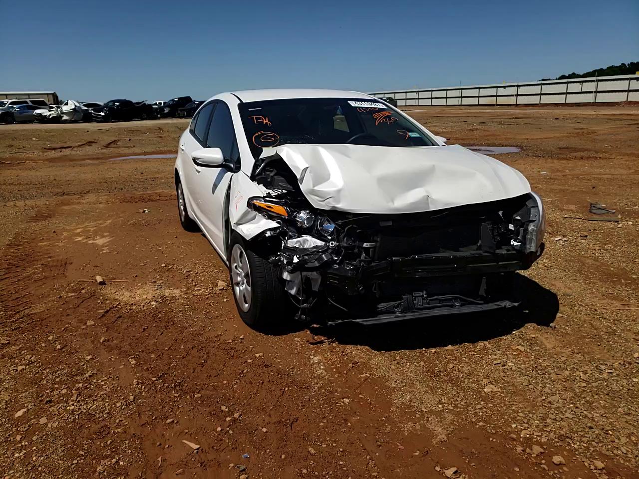 2018 KIA FORTE LX 3KPFL4A74JE164350