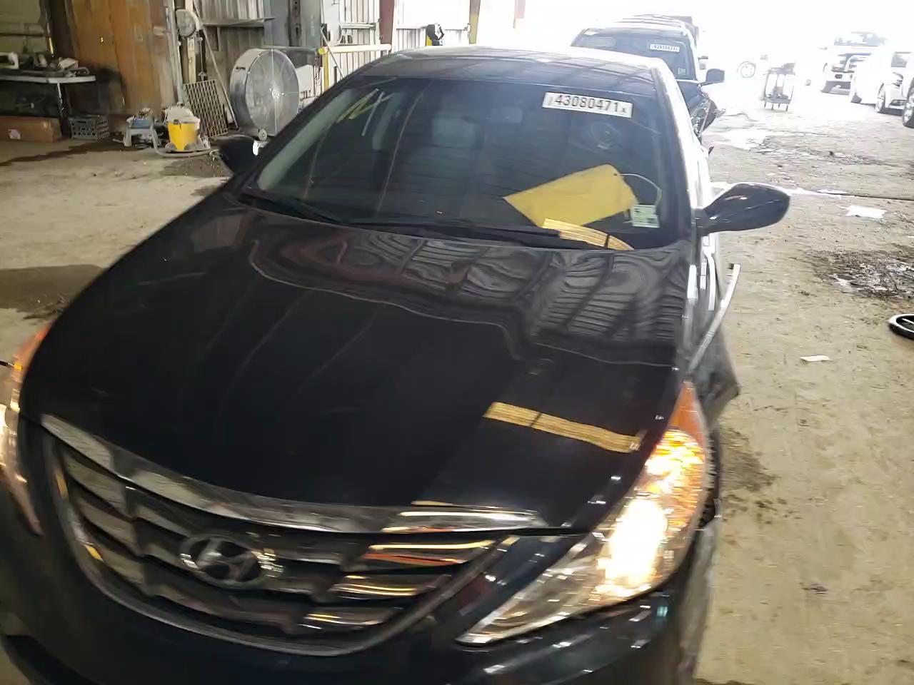2011 HYUNDAI SONATA SE 5NPEC4ACXBH097579