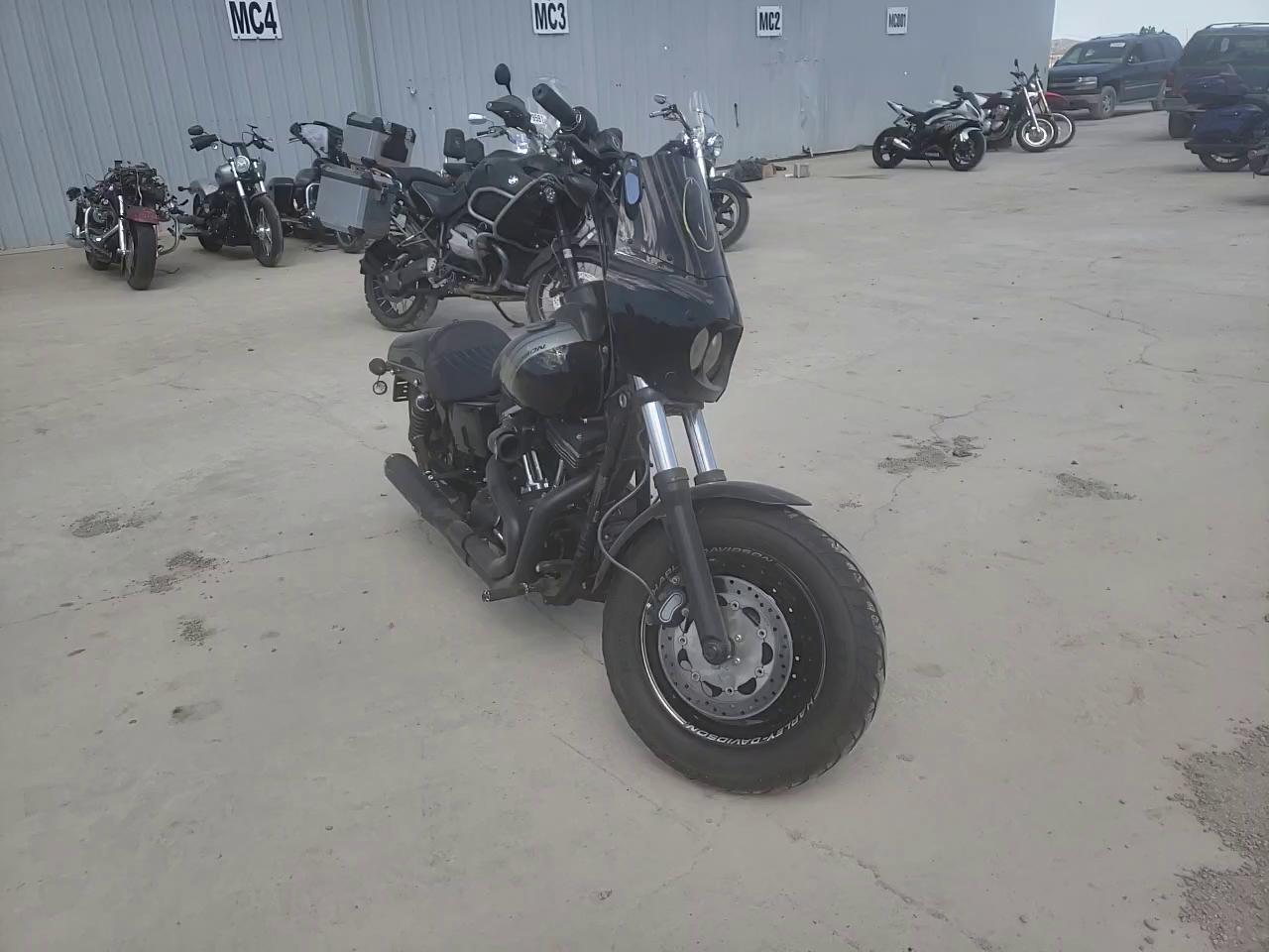 2016 HARLEY-DAVIDSON FXDF DYNA 1HD1GYM15GC303378