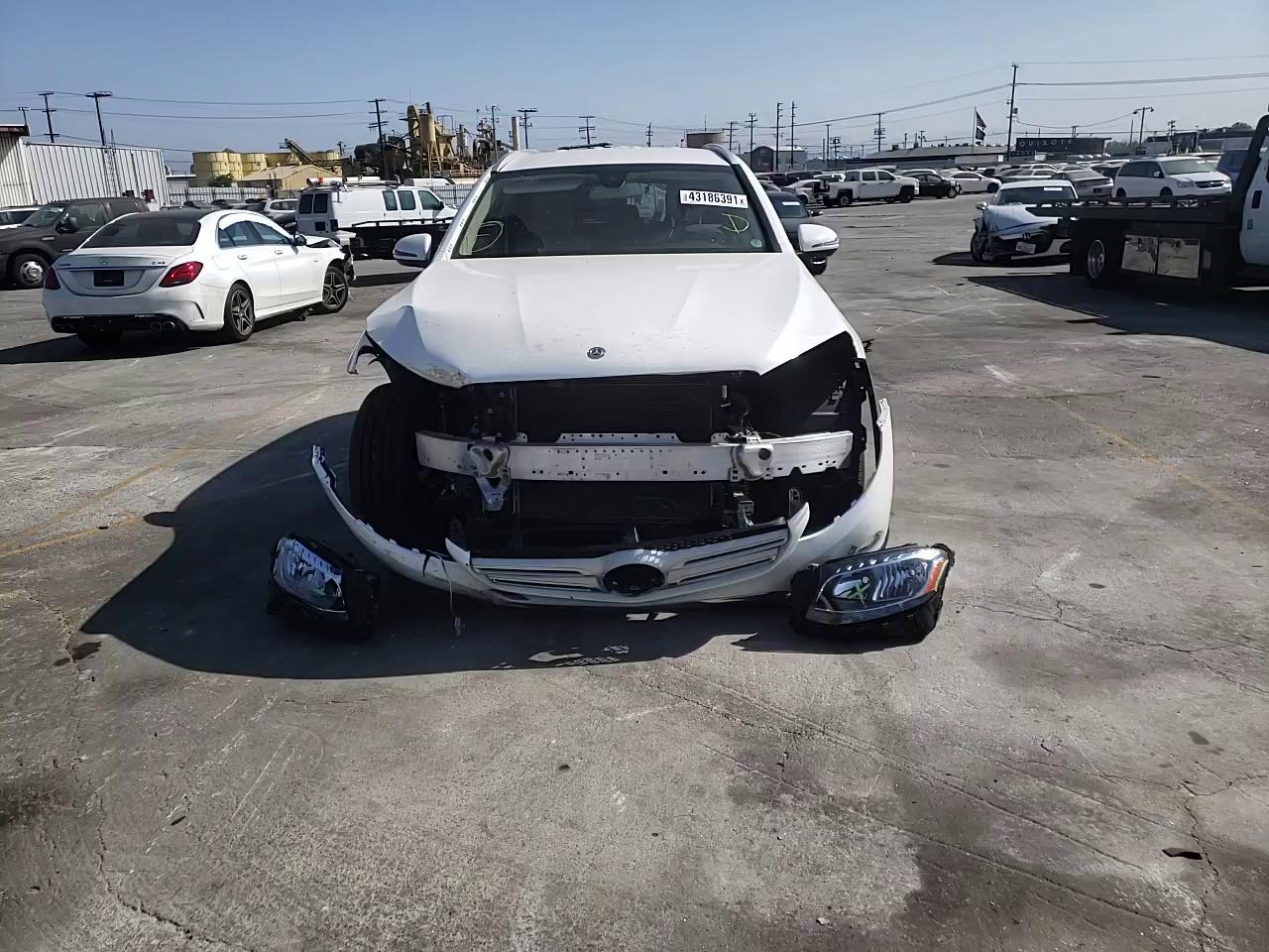 2018 MERCEDES-BENZ GLC 300 WDC0G4JB7JV051951