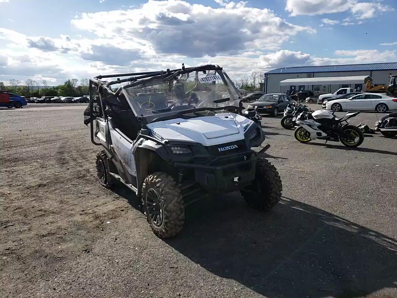 2021 HONDA SXS1000 M5 1HFVE0423M4503030