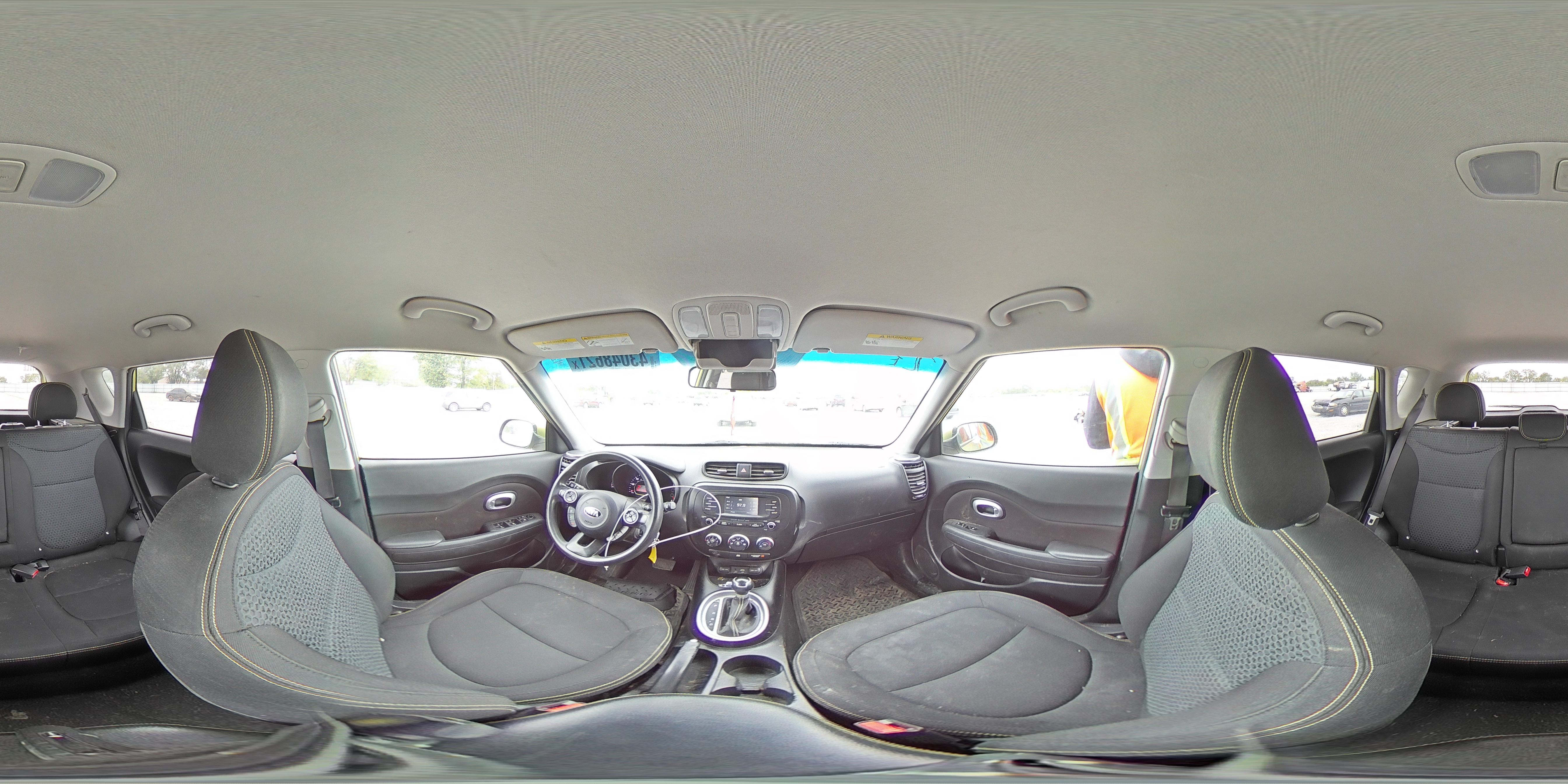 2016 KIA SOUL + KNDJP3A56G7852527