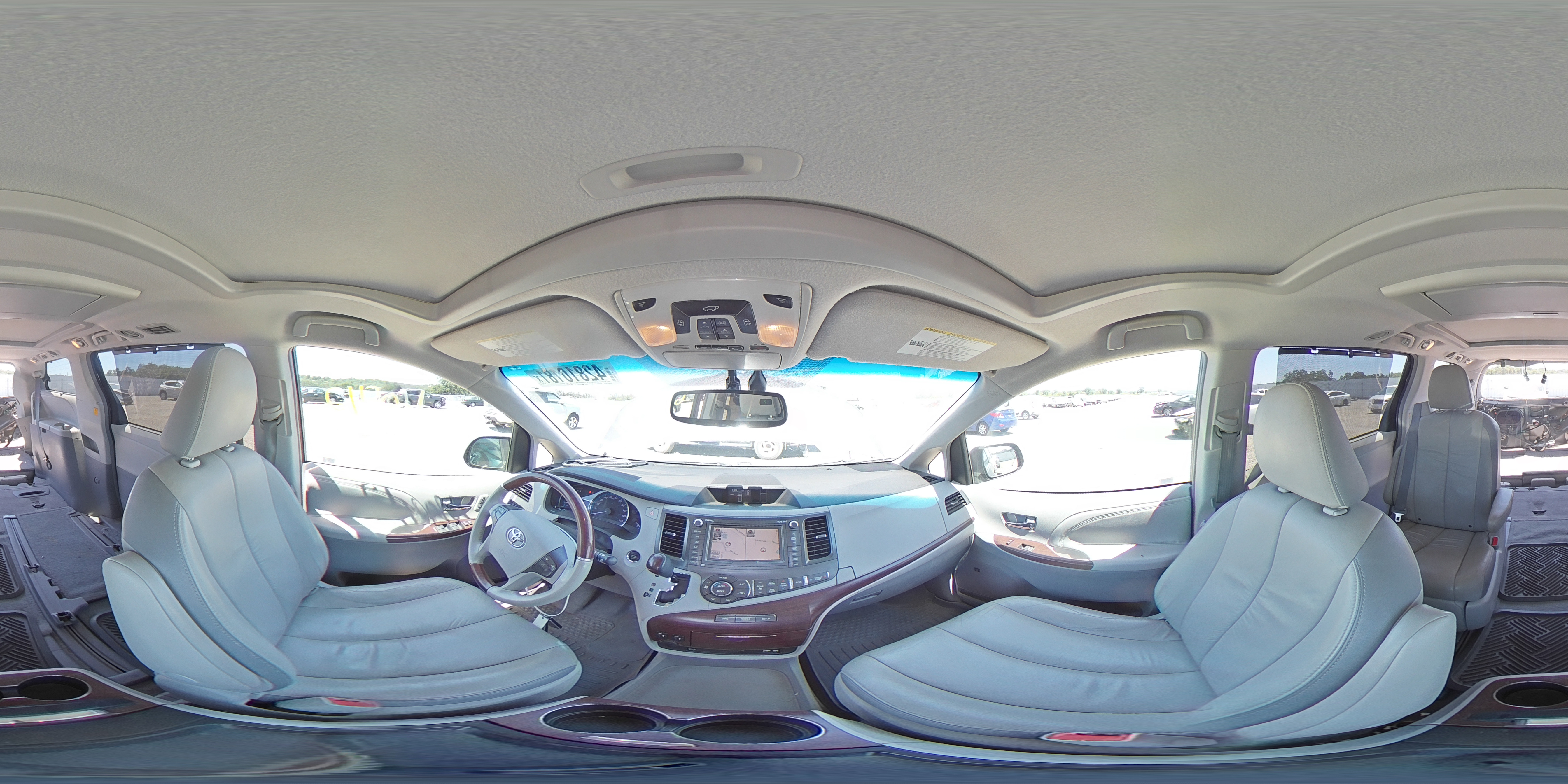 2011 TOYOTA SIENNA XLE 5TDYK3DC8BS108157