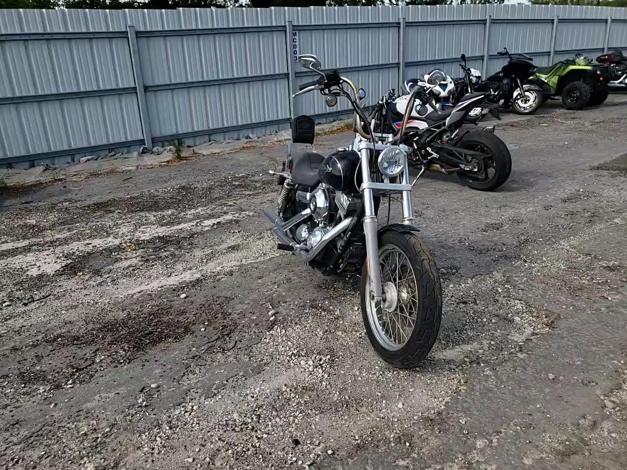 2011 HARLEY-DAVIDSON FXDC 1HD1GV418BC309764