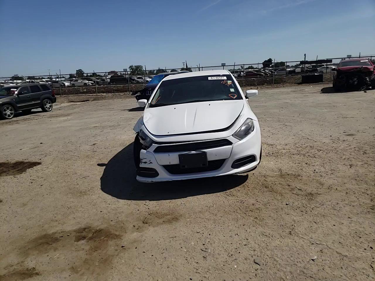 2015 DODGE DART SXT 1C3CDFBB4FD252083