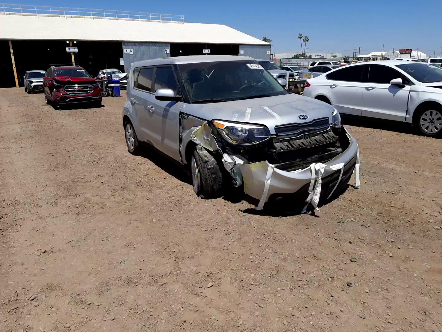 2018 KIA SOUL KNDJN2A22J7541562