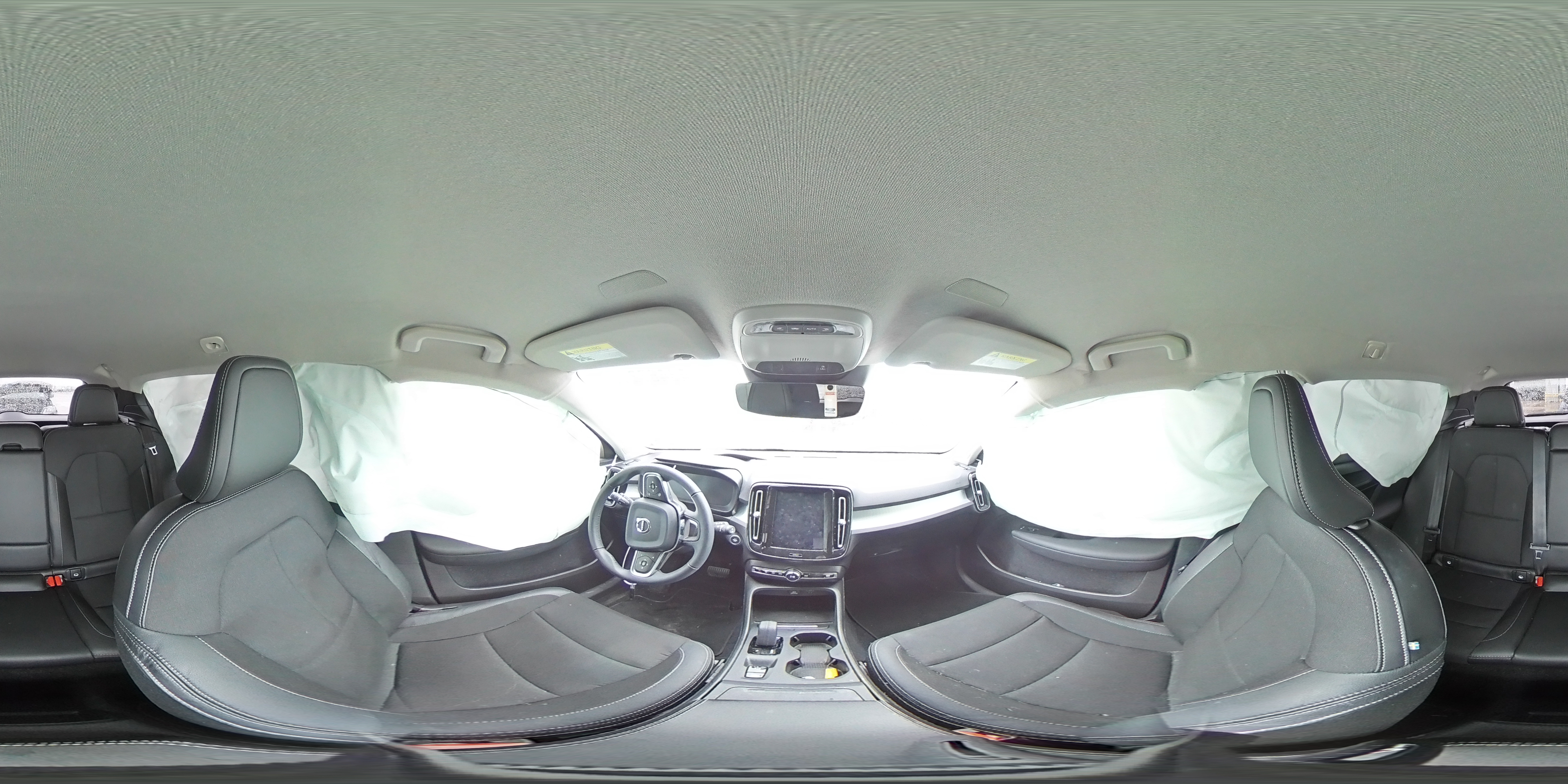 2020 VOLVO XC40 T5 MO YV4162UK0L2321682