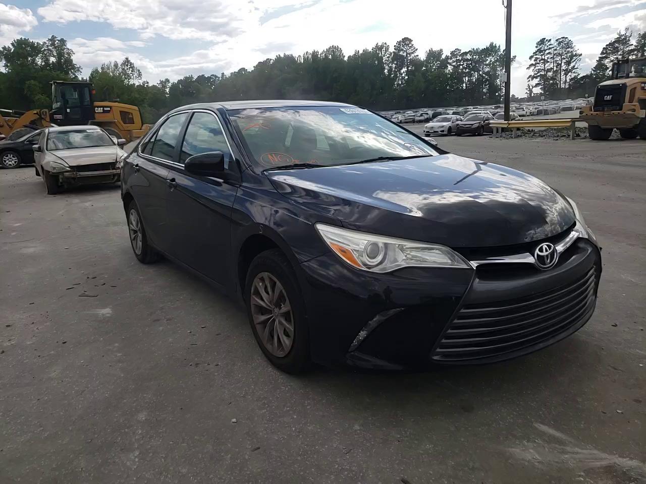 2015 TOYOTA CAMRY LE 4T1BF1FK0FU017934