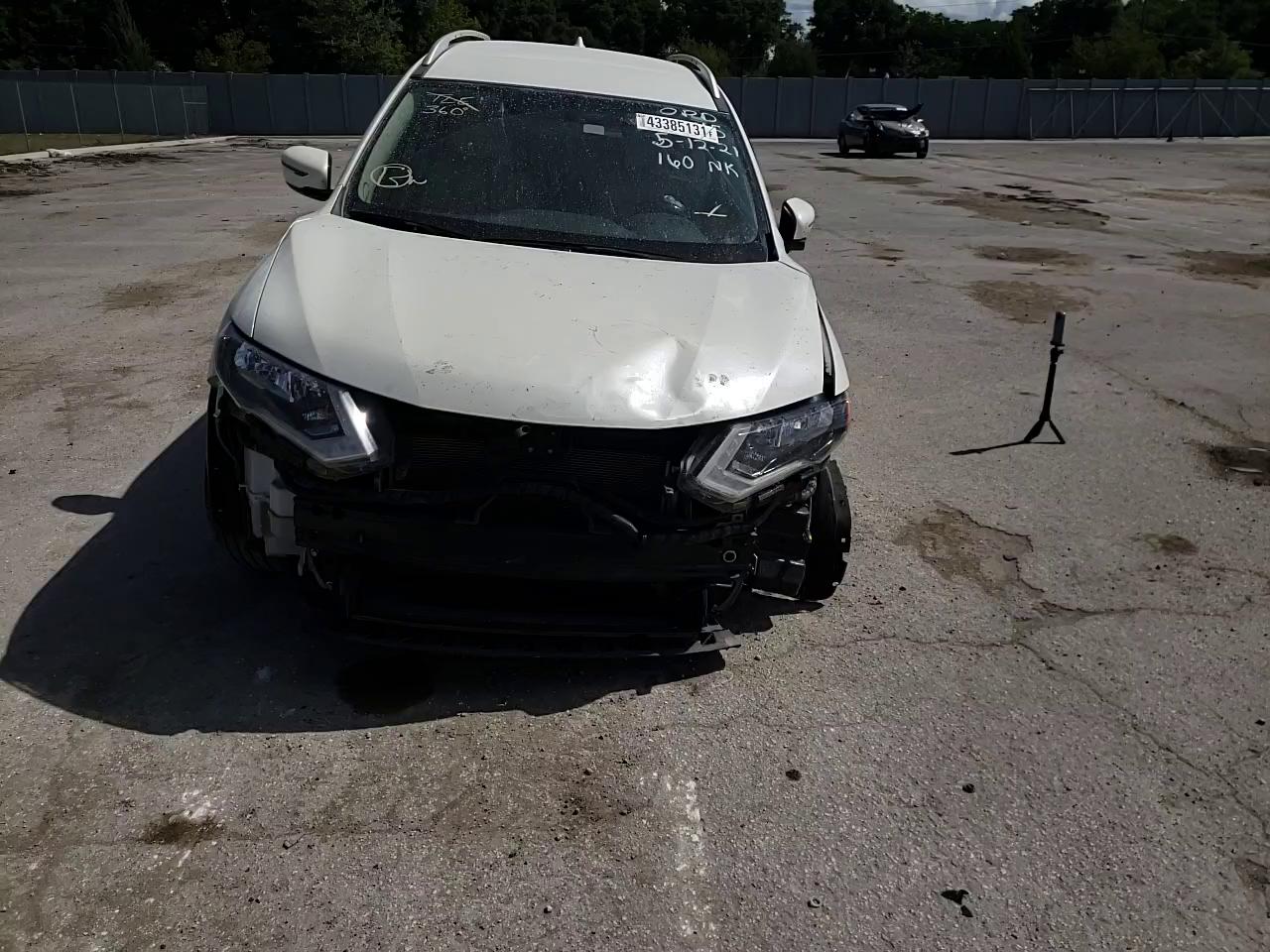 2017 NISSAN ROGUE S JN8AT2MT9HW382828
