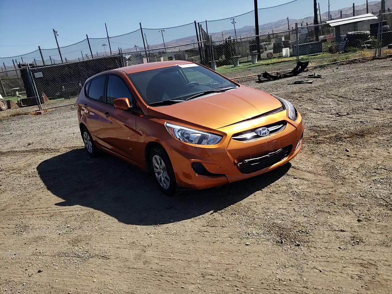2015 HYUNDAI ACCENT GS KMHCT5AE0FU233577