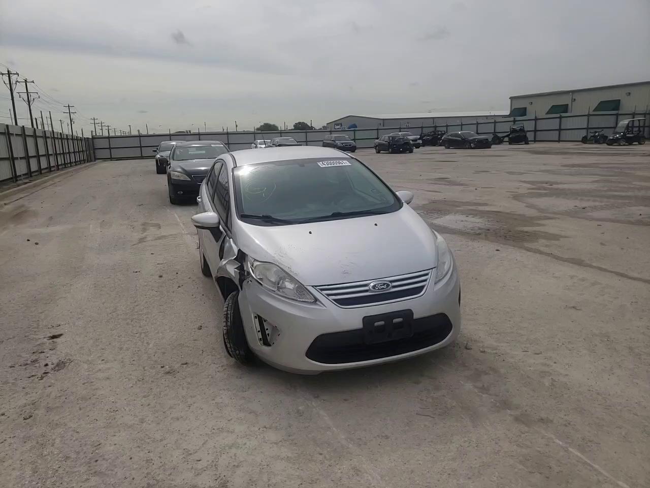 2013 FORD FIESTA SE 3FADP4BJXDM176573
