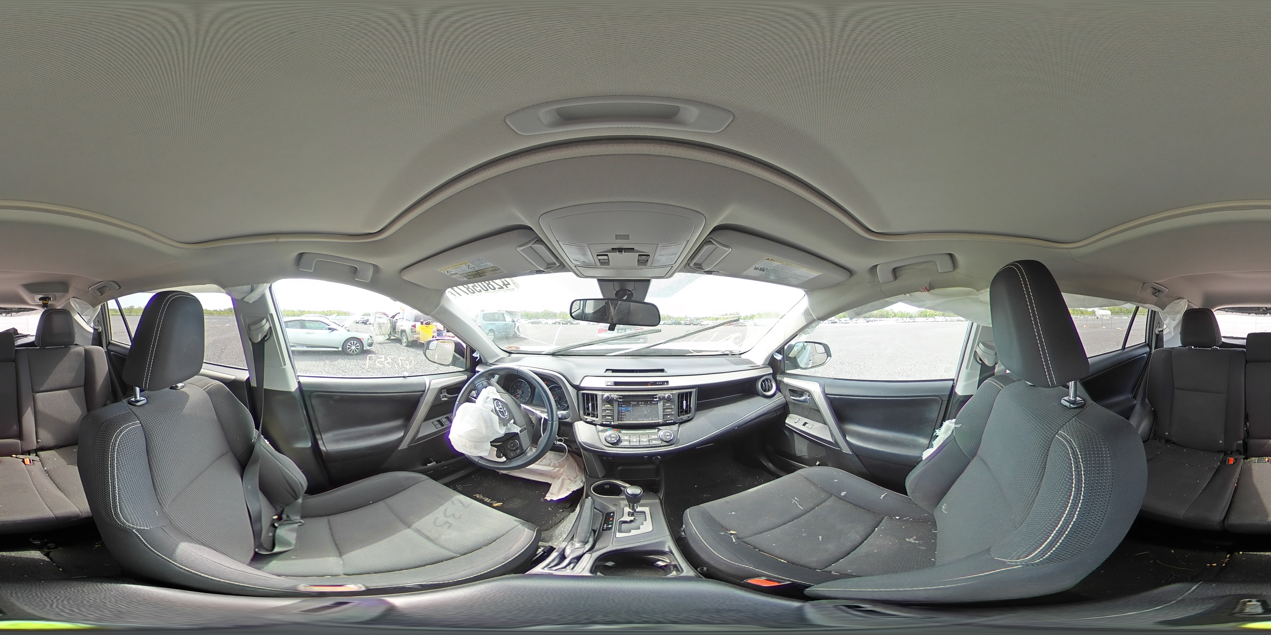 2017 TOYOTA RAV4 XLE 2T3WFREVXHW357808