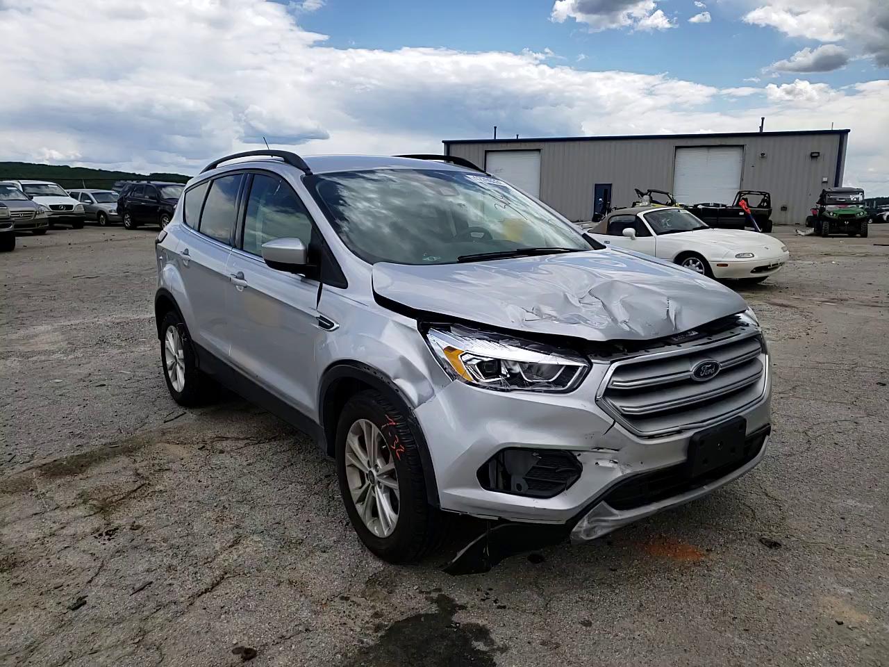 2019 FORD ESCAPE 1FMCU9HD4KUB21926