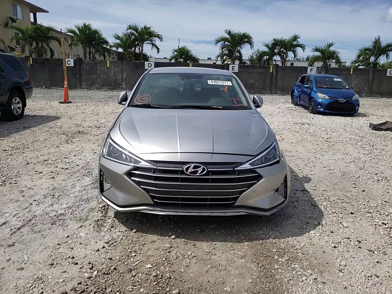2020 HYUNDAI ELANTRA SE 5NPD84LF4LH546969