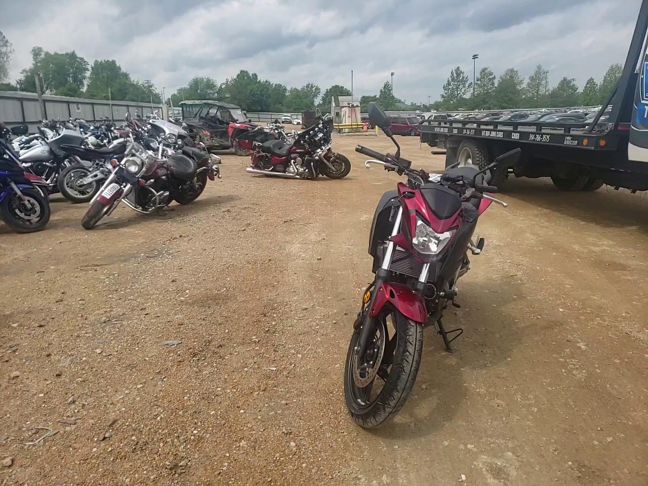 2018 HONDA CB300 F MLHNC5216J5400856