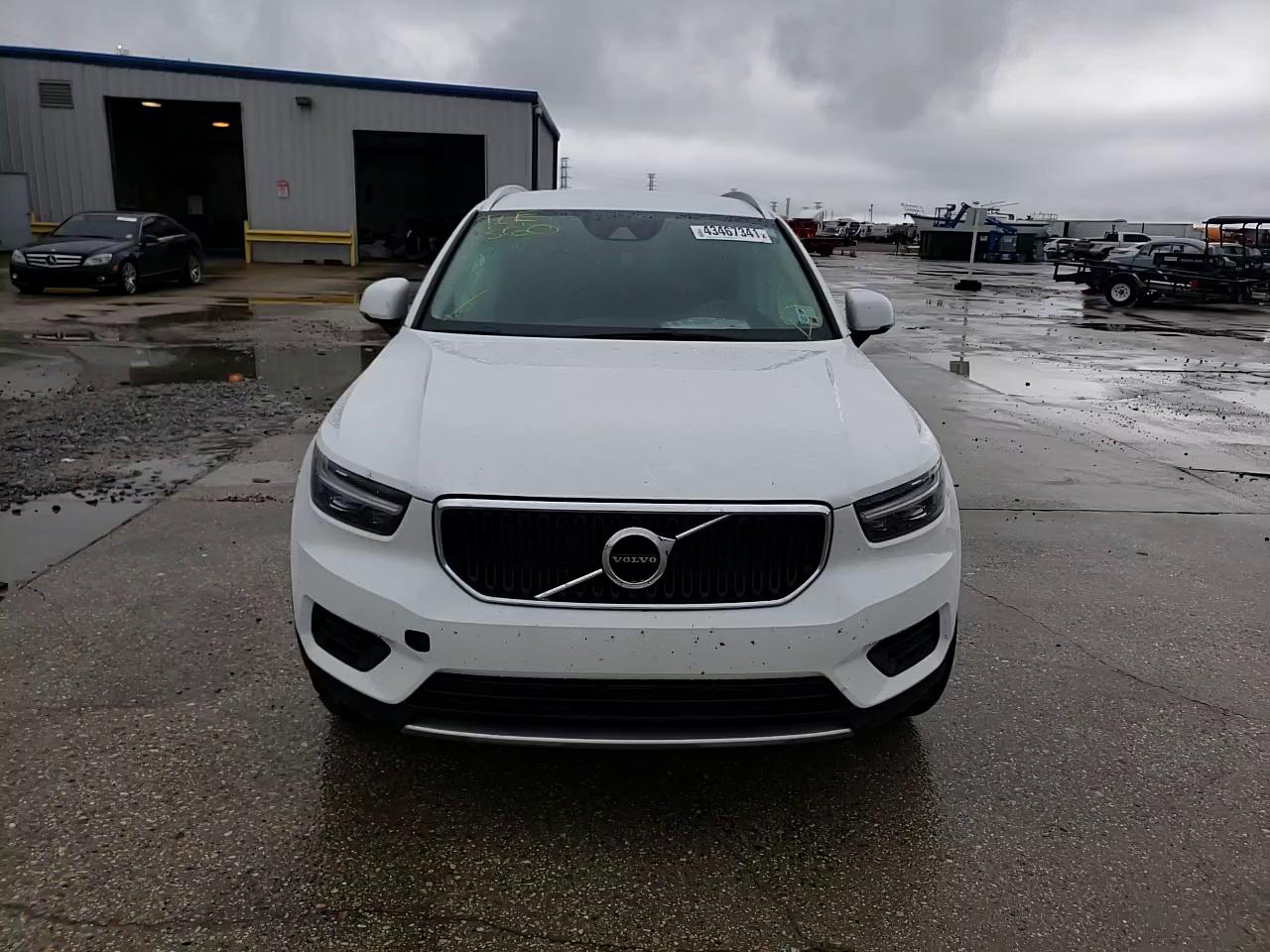 2020 VOLVO XC40 T5 MO YV4162UK0L2321682