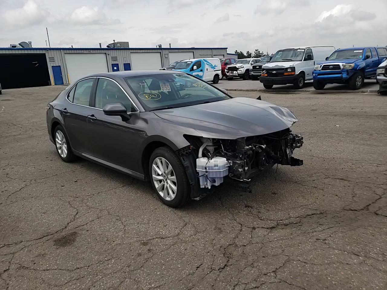2019 TOYOTA CAMRY L 4T1B11HK3KU215767