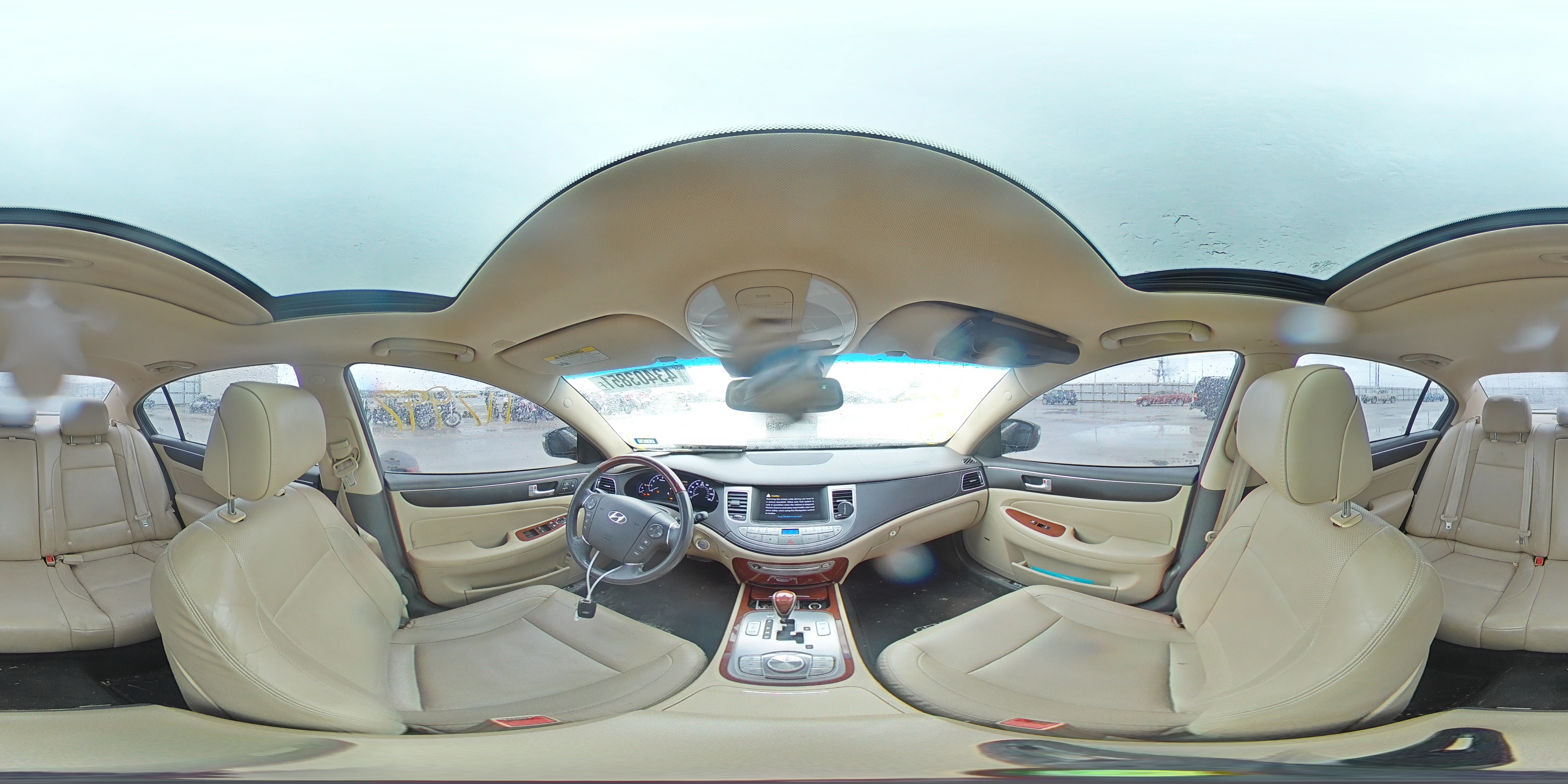 2012 HYUNDAI GENESIS 5. KMHGC4DH7CU203537