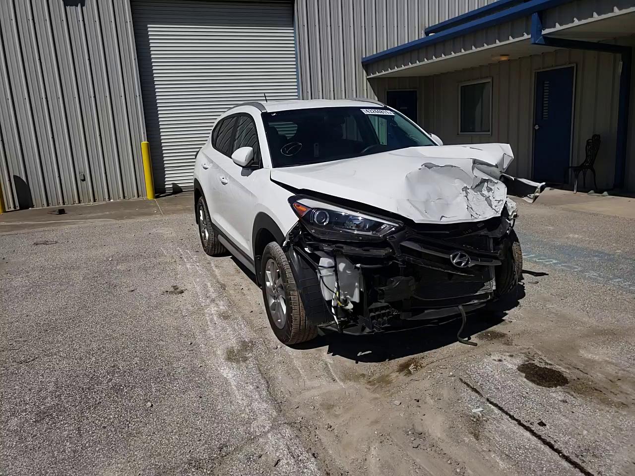 2017 HYUNDAI TUCSON KM8J3CA44HU433772