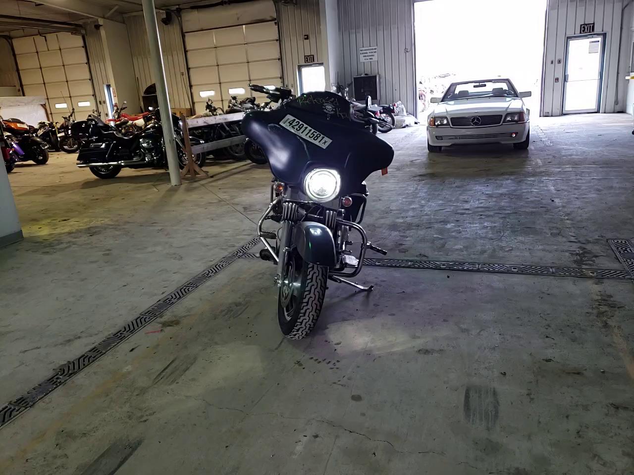 2008 HARLEY-DAVIDSON FLHX 1HD1KB4168Y628119