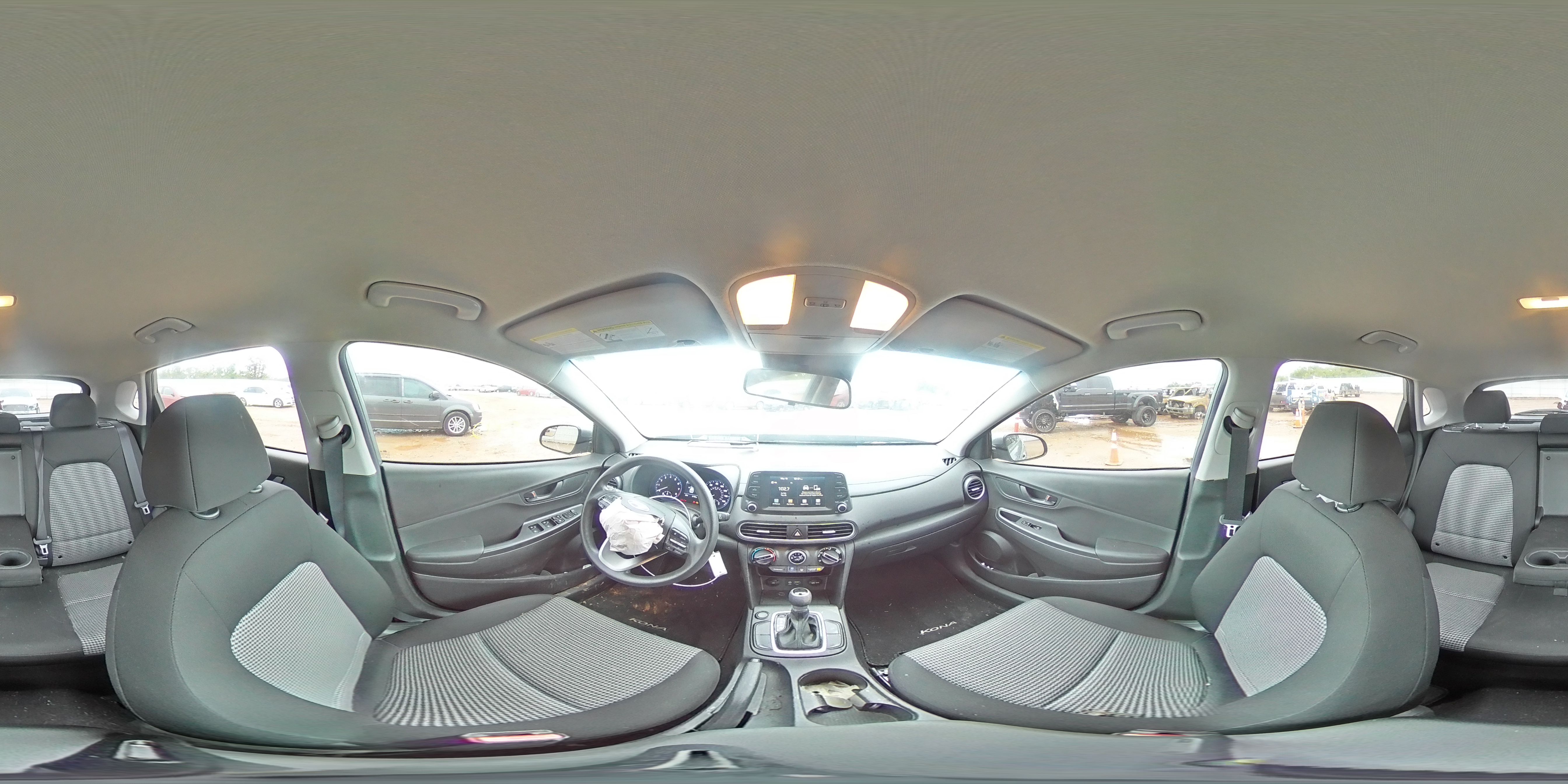 2019 HYUNDAI KONA SE KM8K12AA1KU285713