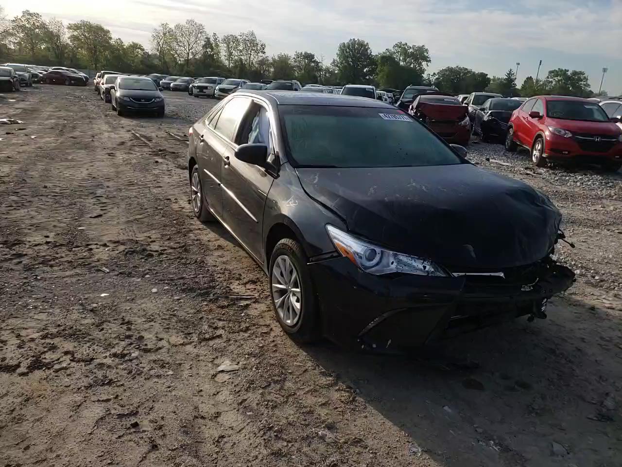 2015 TOYOTA CAMRY LE 4T1BF1FK5FU481074