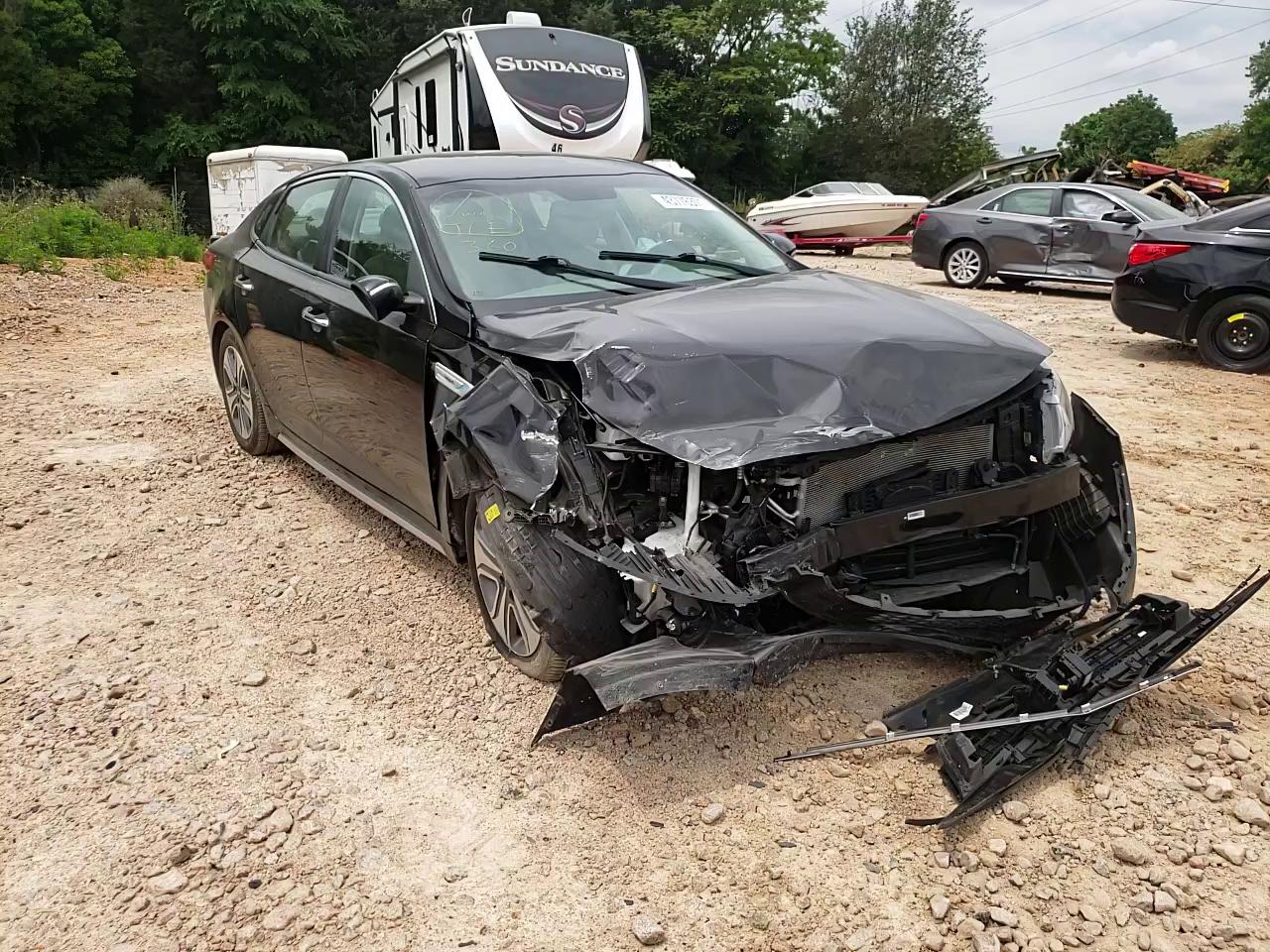 2017 KIA OPTIMA PLU KNAGV4LD4H5015201