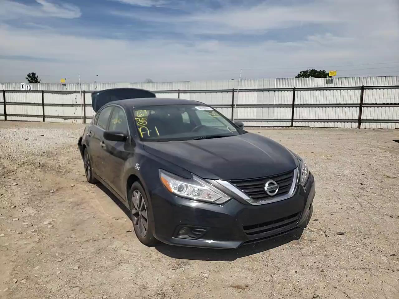 2017 NISSAN 210 1N4AL3AP1HC112301