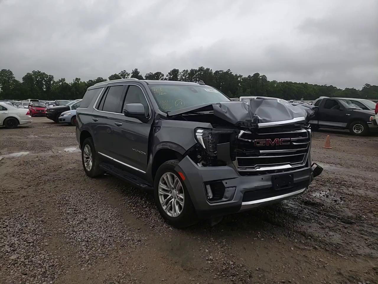 2021 GMC YUKON SLT 1GKS1BKD7MR125309