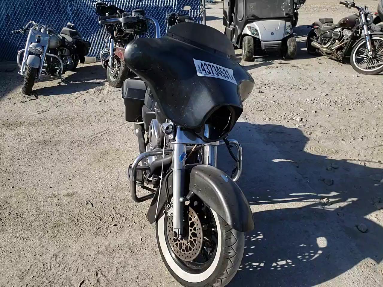 2006 HARLEY-DAVIDSON FLHXI 1HD1KBW106Y698564