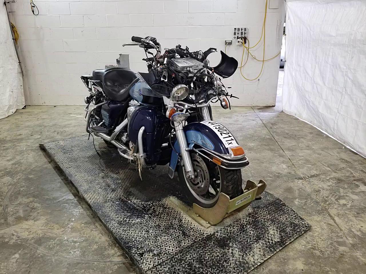 2005 HARLEY-DAVIDSON FLHC HERIT 1HD1FLW185Y641585