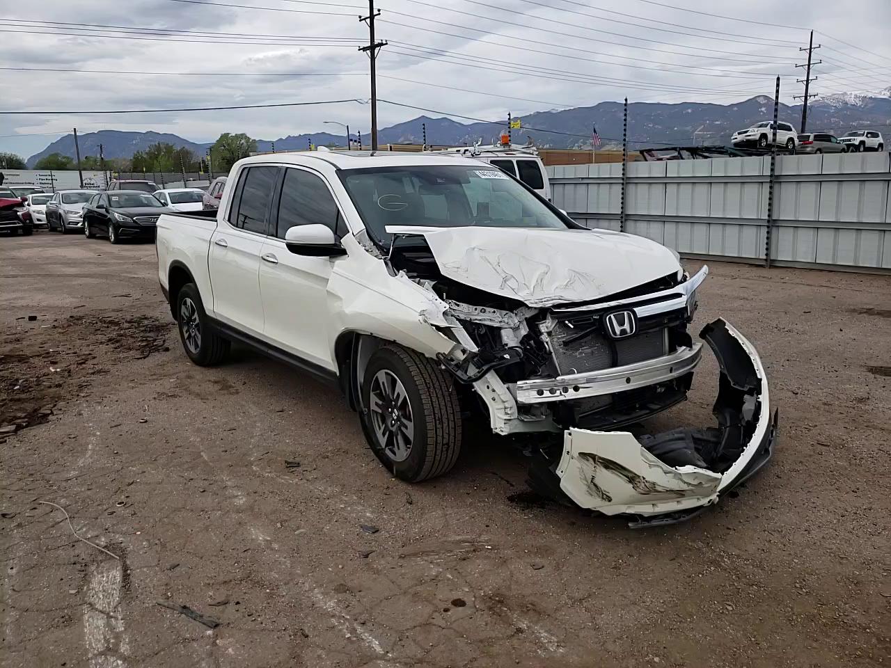 2019 HONDA RIDGELINE 5FPYK3F77KB023757