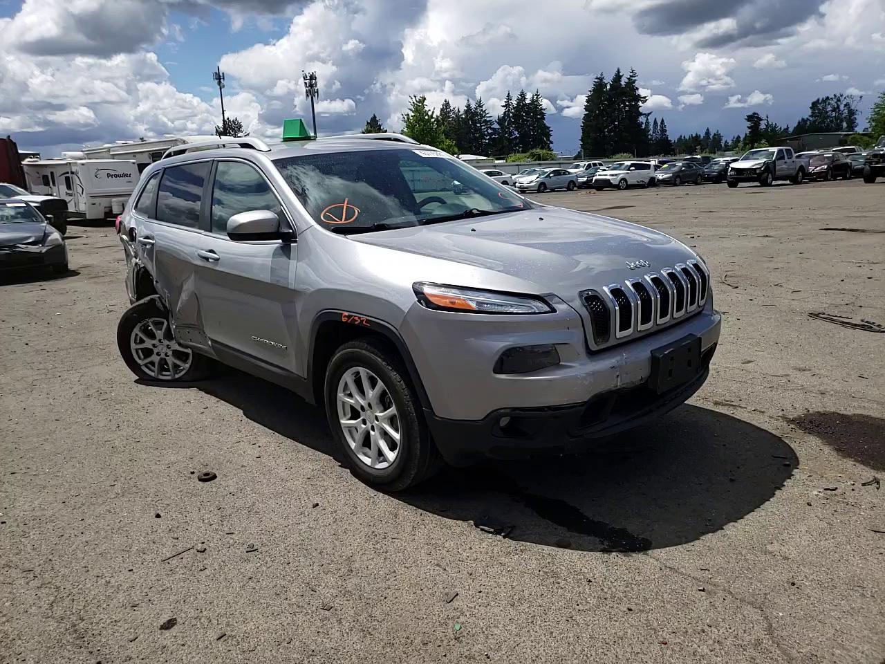 2015 JEEP CHEROKEE 1C4PJMCB4FW665246
