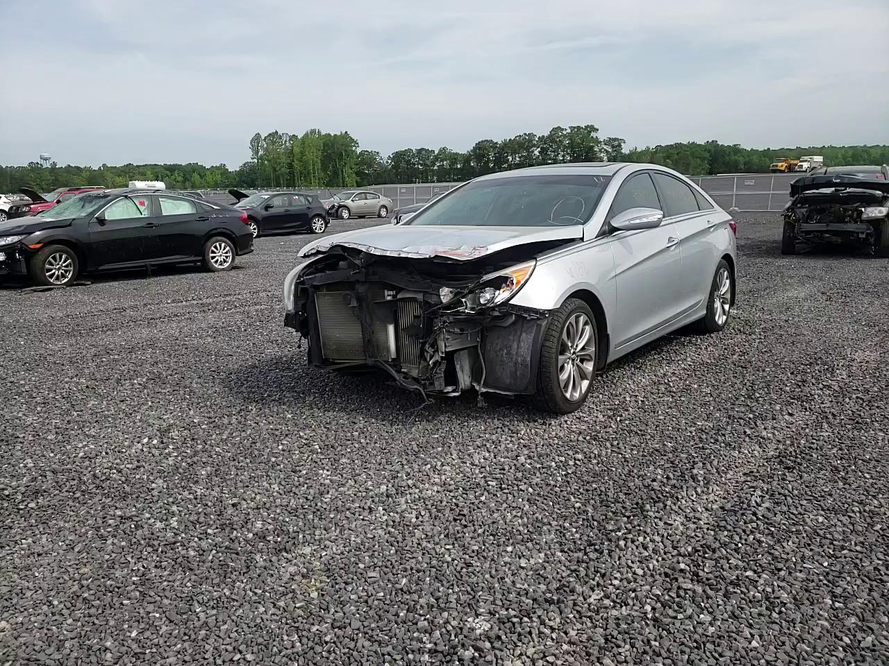 2011 HYUNDAI SONATA SE 5NPEC4AB4BH296523