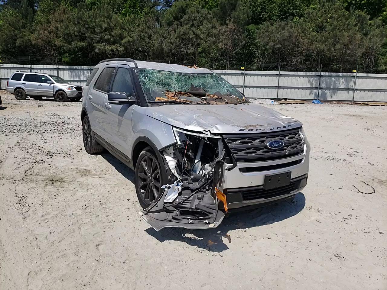 2019 FORD EXPLORER X 1FM5K7D85KGA48902
