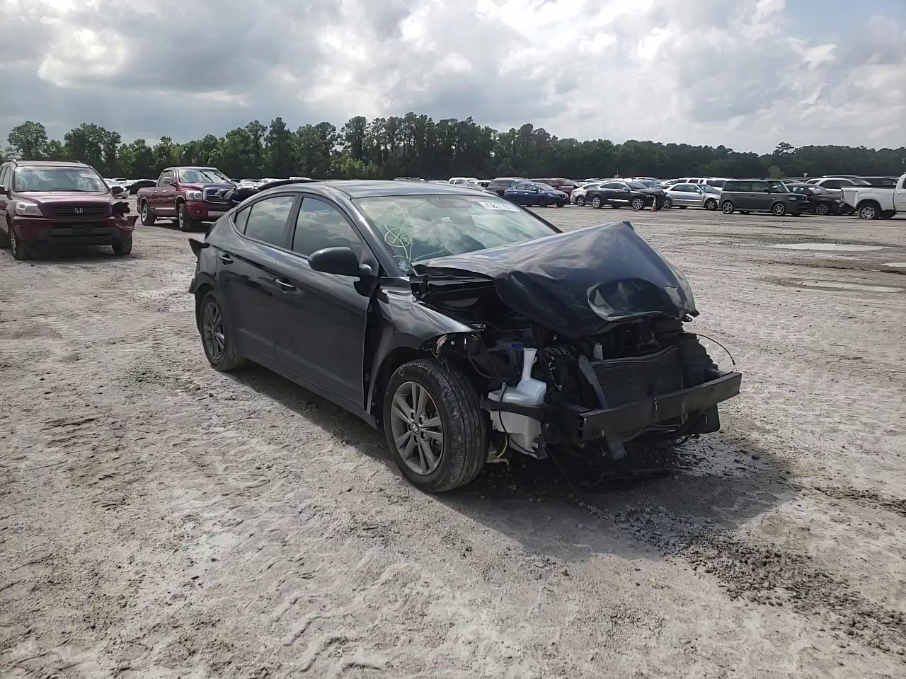 2017 HYUNDAI ELANTRA SE KMHD84LF9HU060327