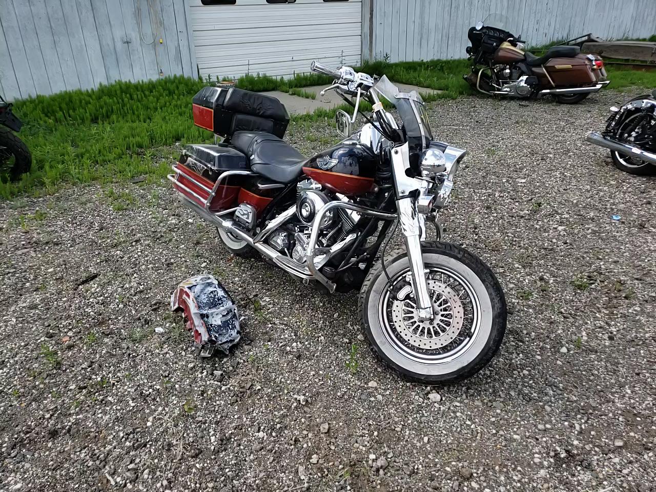 2003 HARLEY-DAVIDSON FLHPI 1HD1FHW173Y732485