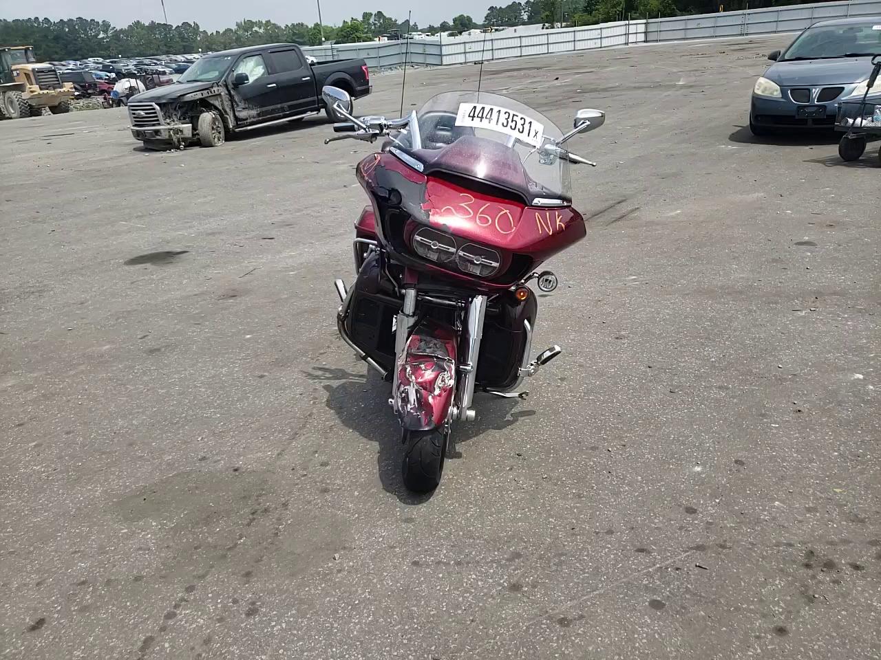 2015 HARLEY-DAVIDSON FLTRUSE CV 1HD1TAN13FB950111