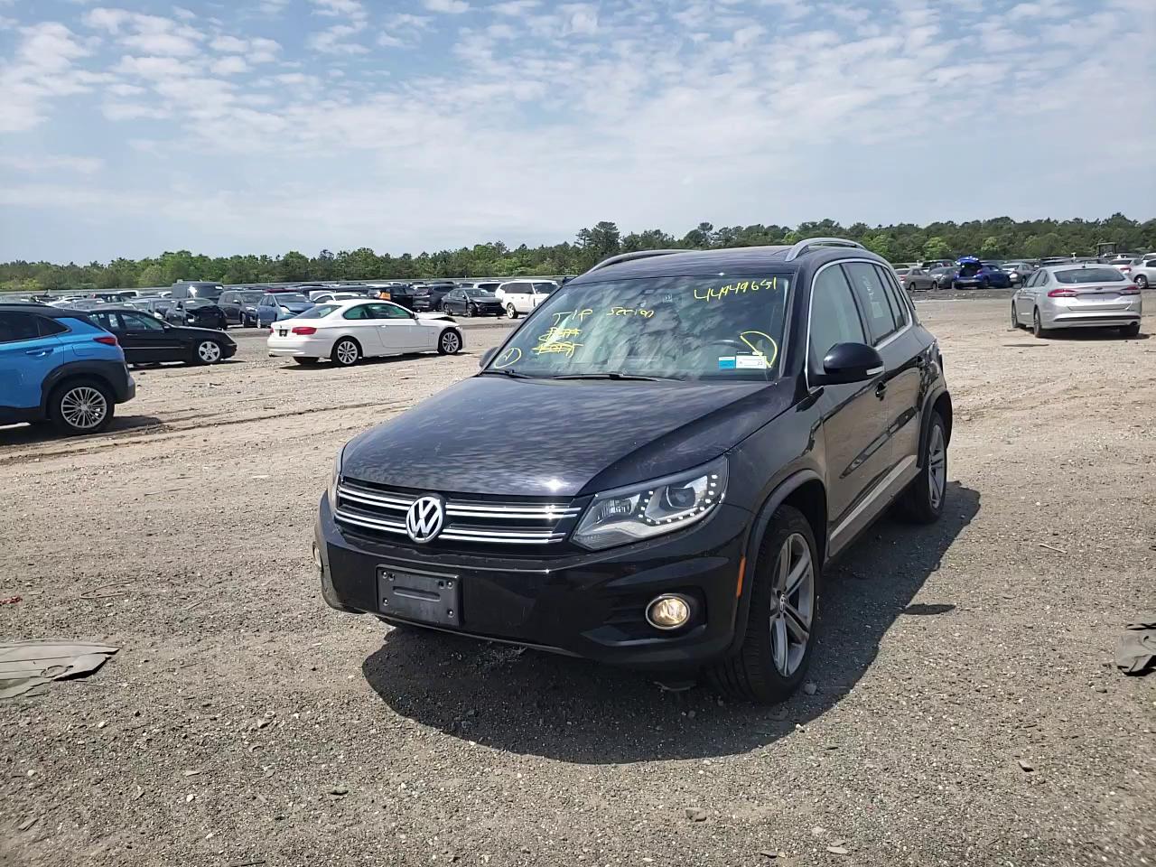 2017 VOLKSWAGEN TIGUAN SPO WVGUV7AX8HW505652