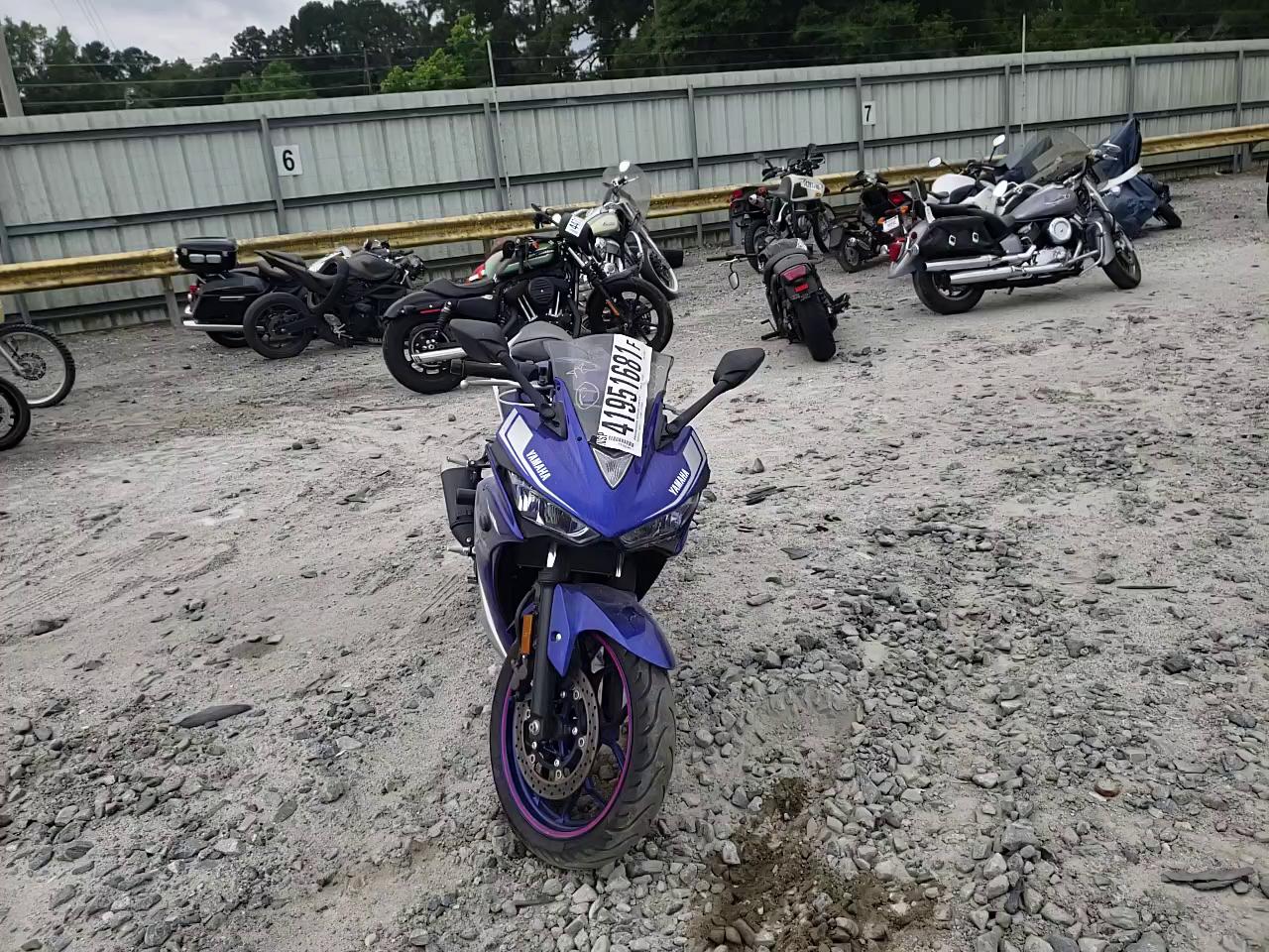 2017 YAMAHA YZFR3 MH3RH06Y7HK015769