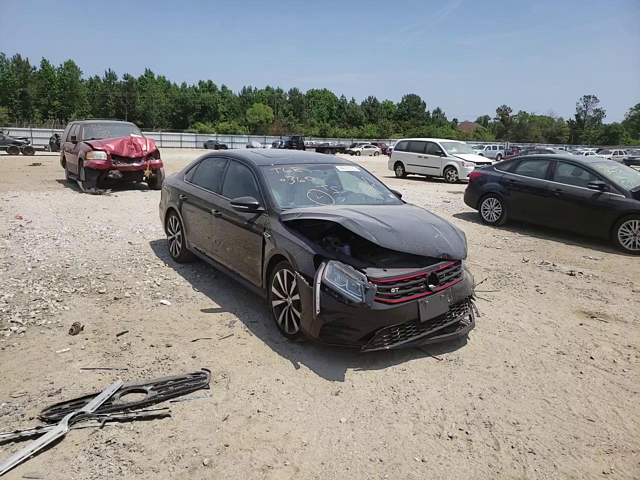 2018 VOLKSWAGEN PASSAT GT 1VWJM7A34JC051606